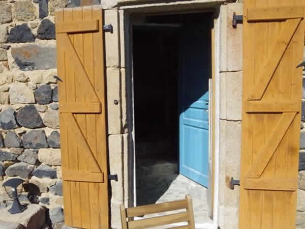 Les Liards Holiday Cottage