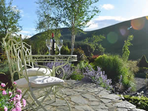 Organic Holidays - Hartleap Vegetarian Bed and Breakfast, Yarrow Valley, Selkirk. TD7 5NQ